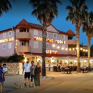 hotellátogatás